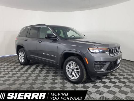 JEEP GRAND CHEROKEE 2025 1C4RJGAGXSC280326 image